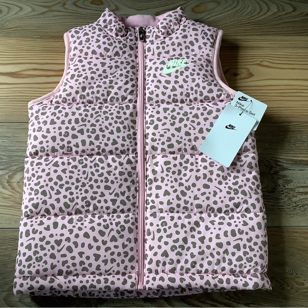 Nike girls 3 pc vest set size 6(NWT)~PRICE IS FIRM~ - Picture 2 of 8